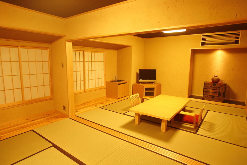 Masutomi Ryokan Hakone Exterior photo